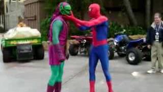 Spiderman vs Green Goblin at Universal Studios [upl. by Noseimaj]