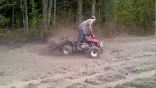 Yamaha Warrior 350 mudding [upl. by Rambow]