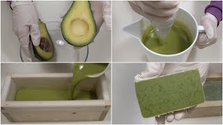 SAPONE NATURALE ALLAVOCADO  DIY Natural Avocado Soap [upl. by Nilre]