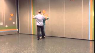 Dansen voor beginners Les 1 Foxtrot [upl. by Hands968]