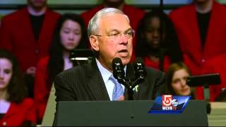 Former Boston mayor receives standing ovation at Marathon tribute [upl. by Austen]