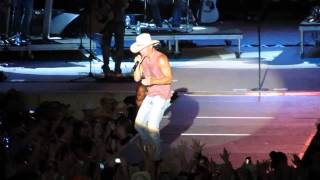 Kenny Chesney  Somewhere With You Cavendish PEI [upl. by Eleanora]