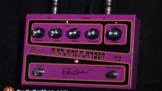 Ibanez AF2 Airplane Flanger  Paul Gilbert Signature [upl. by Akselaw]