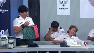 Raymond y sus amigos Cadetes de Guaraguao Security intercambian regalos [upl. by Nylahsoj979]