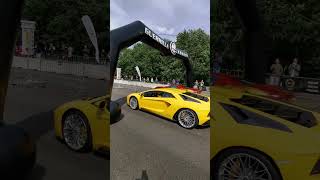 2005 Ford GT vs Lamborghini Aventador S [upl. by Odrareve]