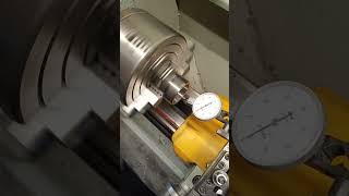 Trammed ER32 straight collet on a MX210 lathe less than 001mm drift [upl. by Ettennat130]