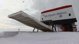 Eindrücke aus dem Ewigen Eis die NEUMAYERSTATION III [upl. by Doreg]