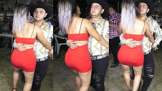 La CHICA de ROJO lucio DIVINA en este bailazo en COMBURINDIO Michoacan 😍 [upl. by Wessling]