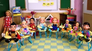 School started  Elsa and Anna toddlers  first day  new students  Barbie is teacher  classroom [upl. by Catina]