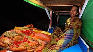 Mancing dan bermalam di perahu dapat banyak udang dan kepiting sampai capek langsung masak di sungai [upl. by Groot187]