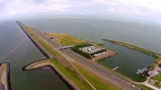 Afsluitdijk drone vlucht bij Breezanddijk [upl. by Ciaphus]