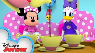 AchooMoo  Minnies BowToons đźŽ€  disneyjr [upl. by Andee]