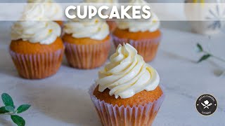 COMO HACER CUPCAKES DE VAINILLA RECETA BASICA [upl. by Anayet]