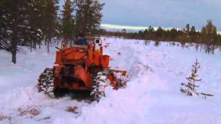 CAT D4 amp AllisChalmers Vintervägsbrytning i Älvdalen [upl. by Gillead]