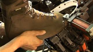 Fabrication des chaussures Asolo en Europe [upl. by O'Doneven]