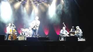 Mark Knopfler quotPrivateeringquot live  Dijon 2013 [upl. by Kovacev]