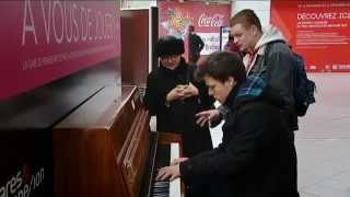 Un piano dans la gare de Rennes [upl. by Mahoney50]