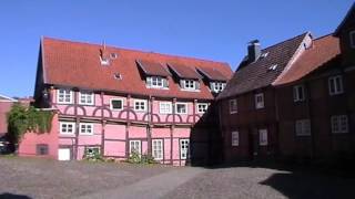 Die romantische Altstadt von Lauenburg an der Elbe in SchleswigHolstein bei Hamburg [upl. by Nabetse]