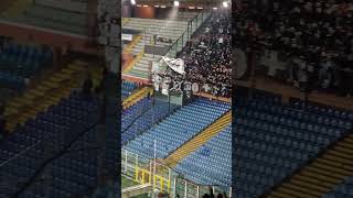 Sampdoria  Spezia  2  1  Chi non salta è uno spezzino [upl. by Tsepmet]