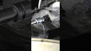 draining engine oil after decarbonizing piston rings shorts [upl. by Risser]