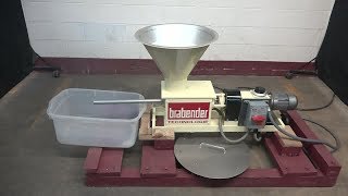 Brabender Model VDG III Single Screw Volumetric Feeder Demonstration [upl. by Cassi]