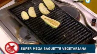 Recetas sin carne Baguette gigante vegetariana [upl. by Anaehr]