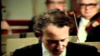 Brahms  Piano concerto No 2 Pollini Abbado WPO [upl. by Lekcim]