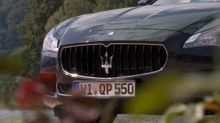 Maserati Quattroporte 0  200 Kmh  KICKDOWN [upl. by Karwan995]