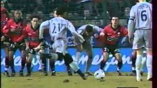 Ronaldinho vs Rennes amazing free kick curling [upl. by Drawoh]