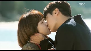 Hospital Ship병원선ep3738Ha Jiwon ♥ Kang Minhyuk Morning Kiss20171101 [upl. by Atteugram356]