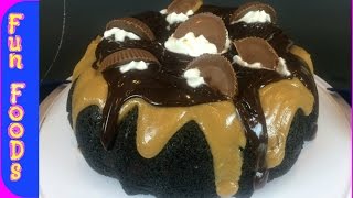 Chocolate Peanut Butter Lava Cake  How to Make a Molten Peanut Butter Lava Cake [upl. by Jessalyn]