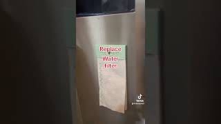 whirlpool refrigerator bad waterfilter icemaker [upl. by Groveman58]