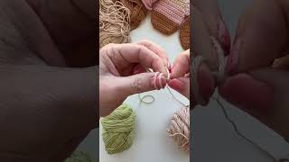 The most secure way to join two yarns 🧶 MAGIC KNOT TUTORIAL [upl. by Orimisac]