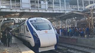 CSTM Solapur Vande Bharat Express skipping Kurla [upl. by Aerdnaek718]