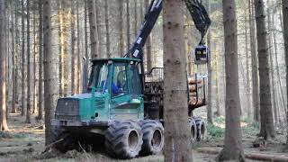 Timberjack 1110D beim Fichtenabschnitte Rücken 2011 [upl. by Pahl288]