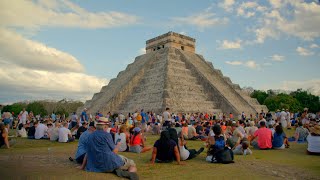 Equinoccio Kukulcán desciende a la Tierra  National Geographic en Español [upl. by Yelyah]