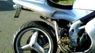 2000 Triumph Daytona 955i with a Black Widow Exhaust [upl. by Angele327]