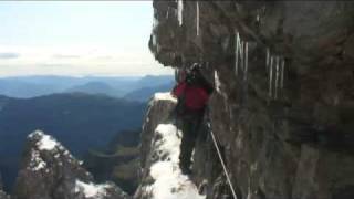 Klettersteig Bocchette Centrali im Winter vereistes Einstiegsband [upl. by Tristis724]