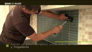 BerryAlloc Video de Instalación Kitchen Wall Quadroloc Español [upl. by Salisbury]