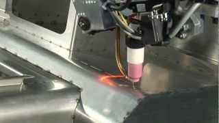 Motoman TIG welding robot with MotoSense vision system [upl. by Madelina]