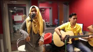 Hatihati Amira Othman Live  Carta Hits Gegar [upl. by Mcripley266]