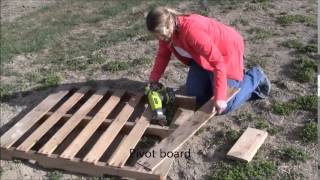 Easiest way to disassemble a pallet and leave the nail holes [upl. by Fairley]