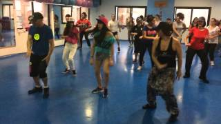 Bailando Enrique Iglesias y Gente de Zona coreografia zumba Holyday Fitness Gym [upl. by Ztnaj]