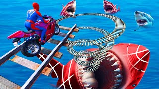 الأبطال الخارقين على القضبان دوامة قمع جسر  SPIDERMANon Motorcycle in Spiral Bridge Stunt Ride [upl. by Ahsemrac286]