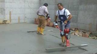 VIBRATING SCREED CONCRETE  LEVELING  SCREDING CONCRETE  LIBELLULA STAGGIA VIBRANTE [upl. by Eldrida]