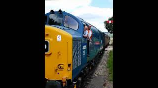 37 215  CHELTENHAM RACECOURSE ON THE GLOUCESTER WARWICKSHIRE RAILWAY preserved diesel railway [upl. by Zabrina]