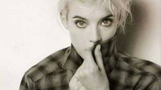 Agyness Deyn [upl. by Berny]