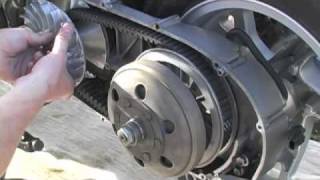 07 Suzuki Burgman 400 CVT Installation  MicBergsma [upl. by Fisch]