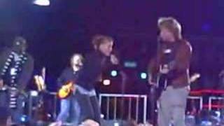 GMA Jennifer Nettles Jon Bon Jovi [upl. by Yenolem]