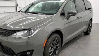 AWD PACIFICA 2020 LAUNCH EDITION CERAMIC GRAY WALK AROUND REVIEW 20C34 ALL WHEEL DRIVE PACIFICA [upl. by Valerian]